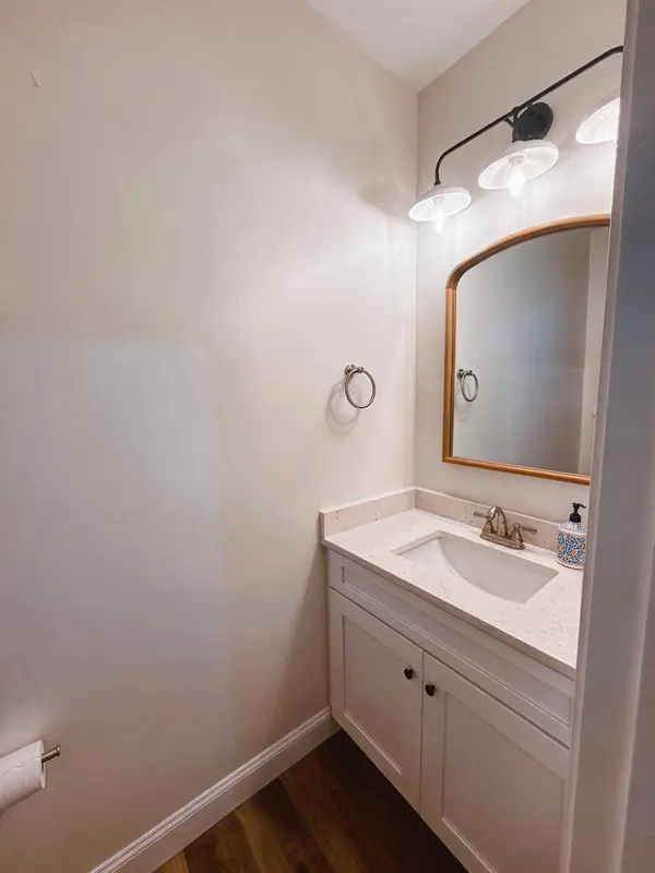 734 S Bomar, Landrum, SC 29356