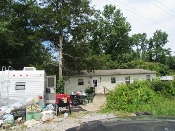255 Long Branch RD, Chesnee, SC 29323-8323