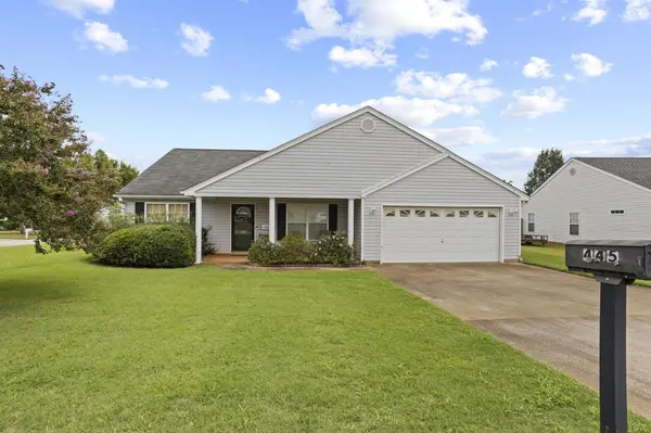 445 Candleglow DR, Boiling Springs, SC 29316