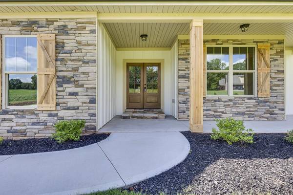 4919 Jug Factory RD, Campobello, SC 29322