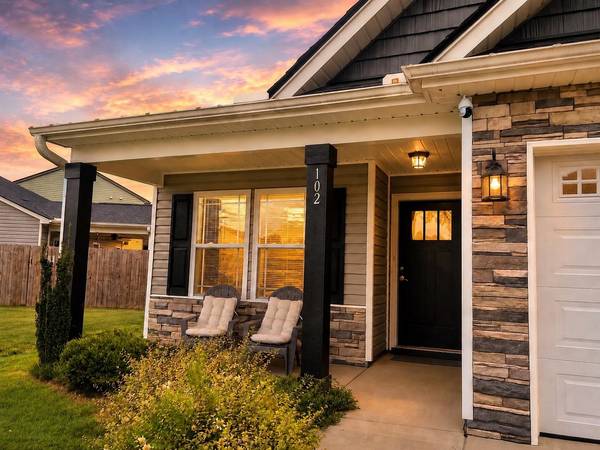 102 Manning Farmer Ln, Inman, SC 29349