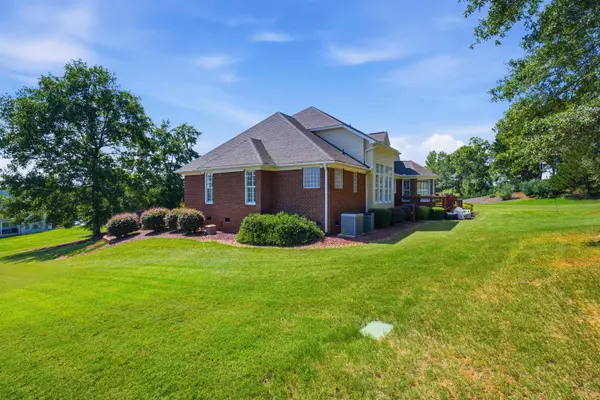 424 Harbour View DR, Chesnee, SC 29323