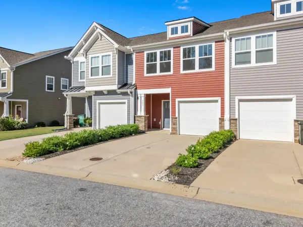 131 Addington LN, Simpsonville, SC 29681