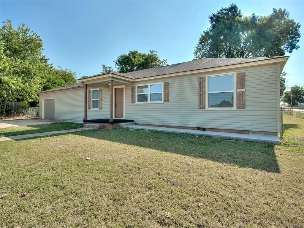 704 N Madison AVE, Blanchard, OK 73010