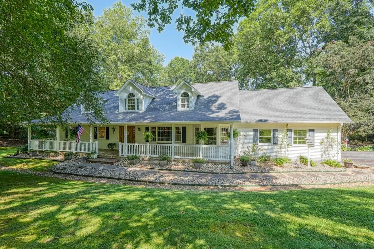 150 E Wallace RD, Campobello, SC 29322