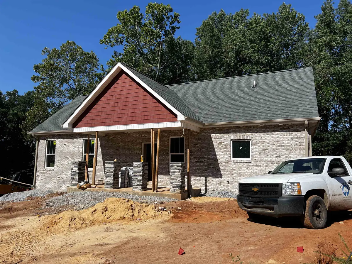172 Floyd Meadow DR, Inman, SC 29349