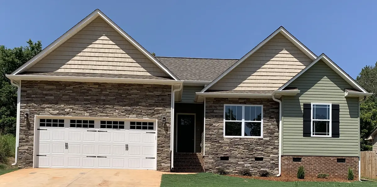 129 Topaz LN, Gaffney, SC 29341