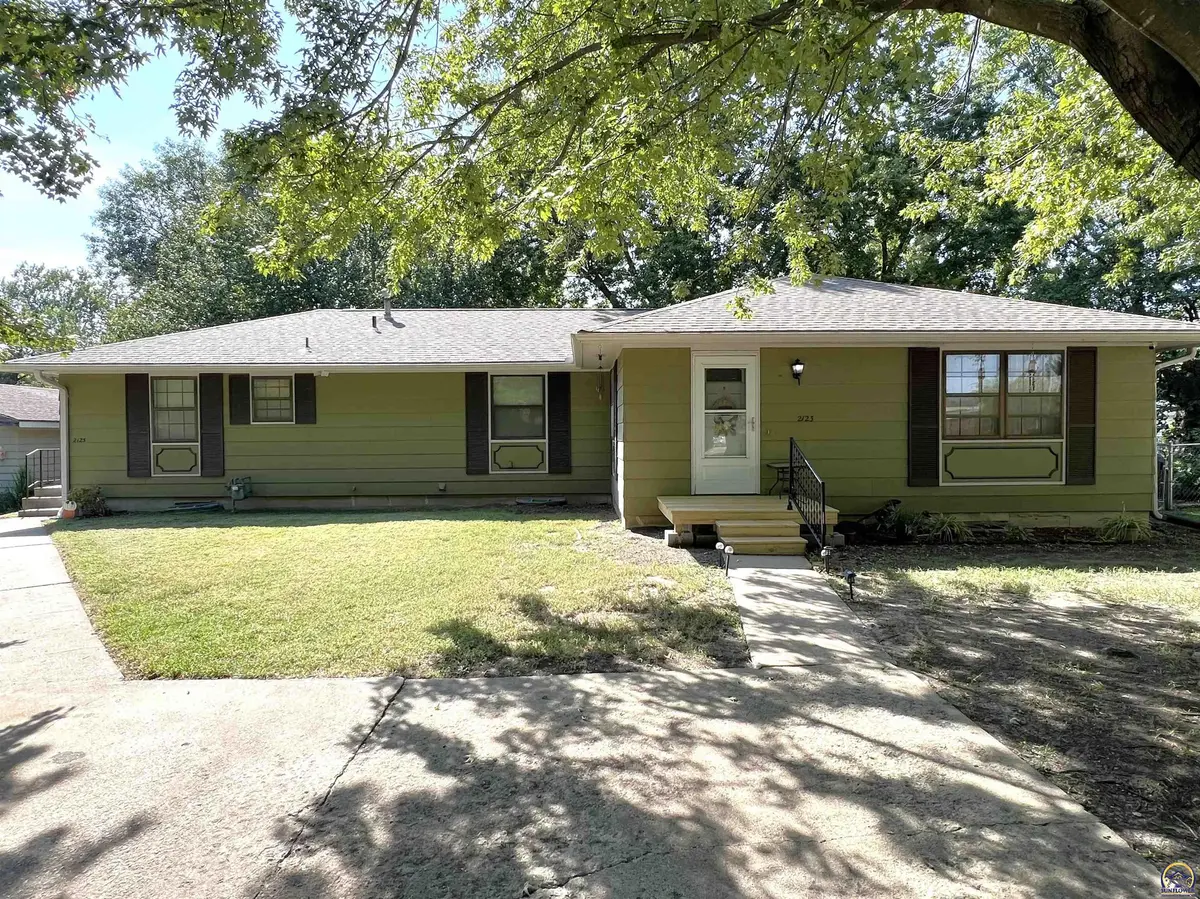 2125 SW Mission AVE #2123 SW Mission Ave, Topeka, KS 66614
