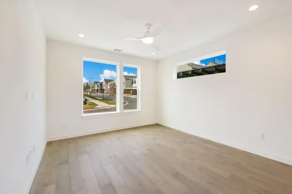 2211 E M Franklin Ave #22, Austin, TX 78723