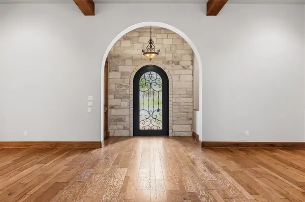 203 Pristine LN, Georgetown, TX 78633
