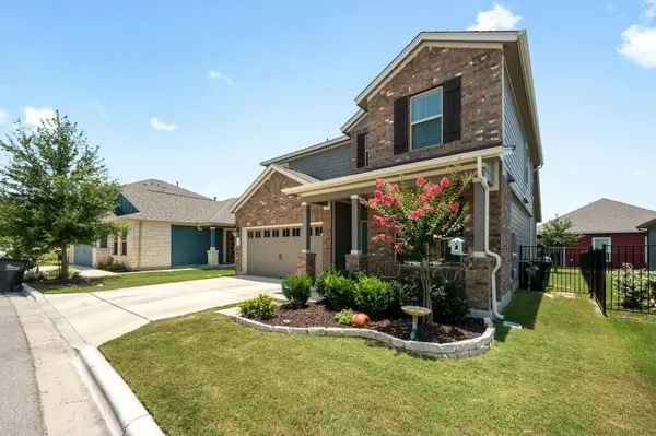 111 Simon, Kyle, TX 78640