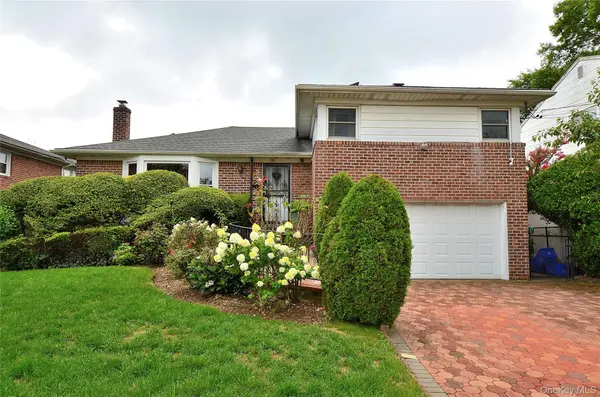 786 E Carl AVE, Baldwin, NY 11510