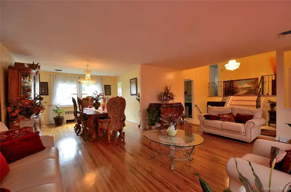 786 E Carl AVE, Baldwin, NY 11510