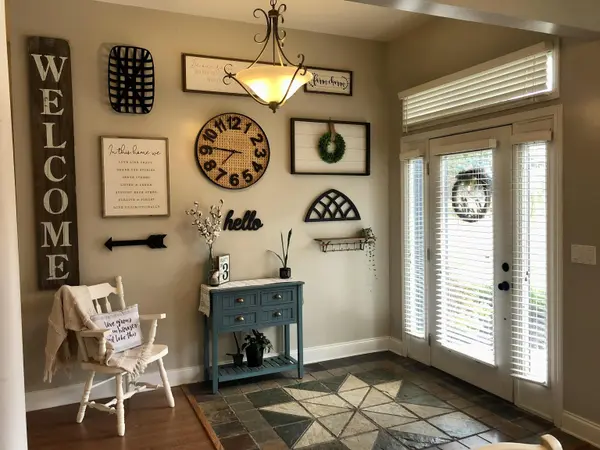 105 Roundstone Dr., Inman, SC 29349
