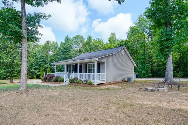 4141 Cross Anchor Rd, Enoree, SC 29335