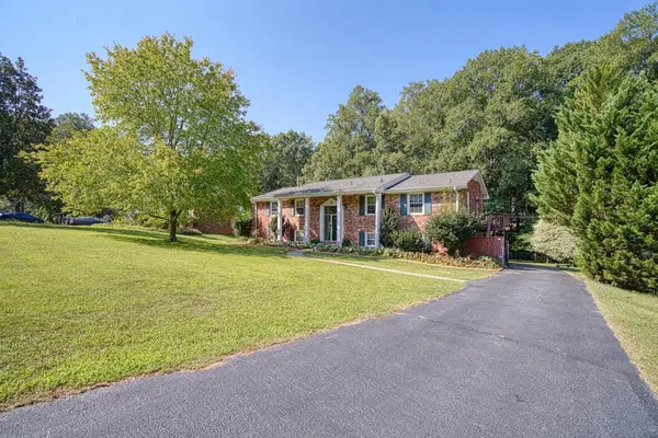 907 Vanessa Dr., Boiling Springs, SC 29316