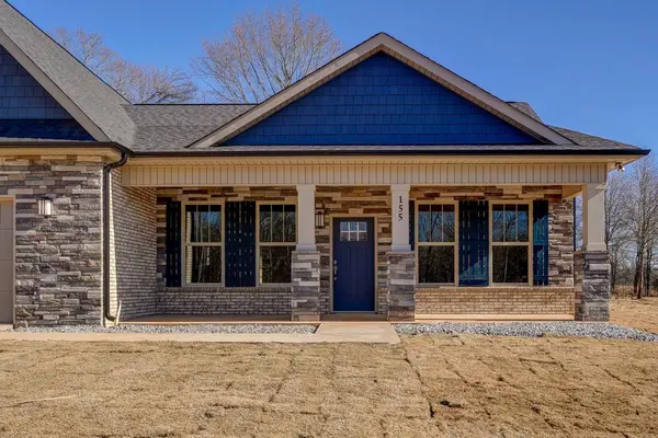 155 Floyd Meadow Dr., Inman, SC 29349