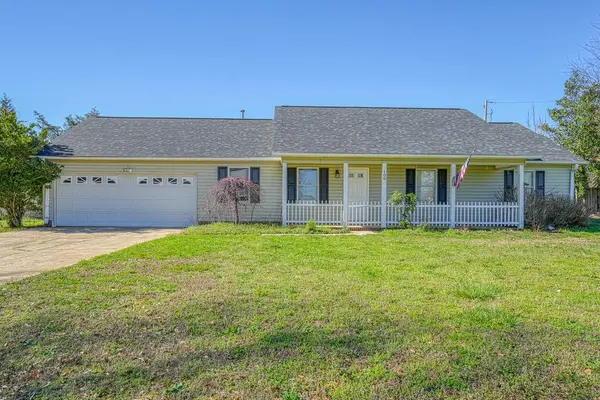 100 Stewart DR, Lyman, SC 29349