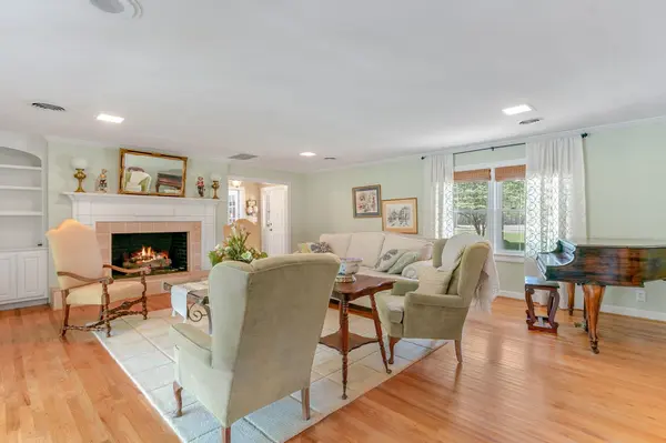 136 Club DR, Simpsonville, SC 29681