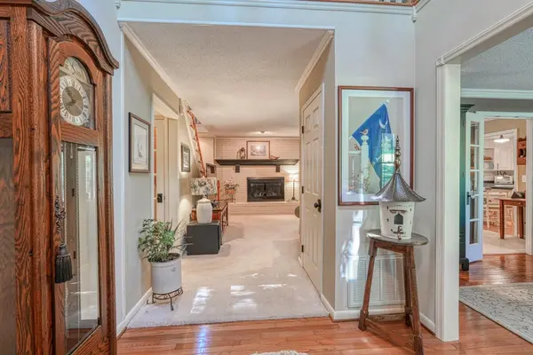 150 E Wallace RD, Campobello, SC 29322