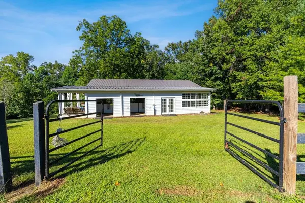 125 Hunter Hack TRL, Campobello, SC 29322