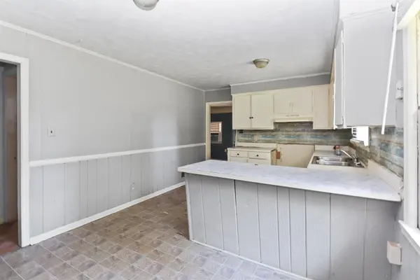 409 Jasmine St, Spartanburg, SC 29303-3954