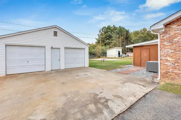 8121 Daniel CT, Spartanburg, SC 29303