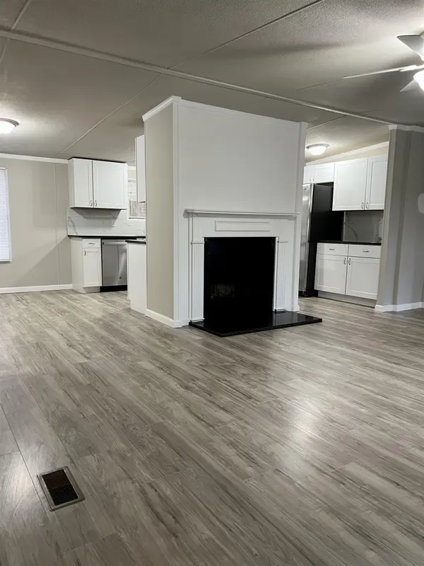 103 N Whisperwood CT, Hodges, SC 29653-8600