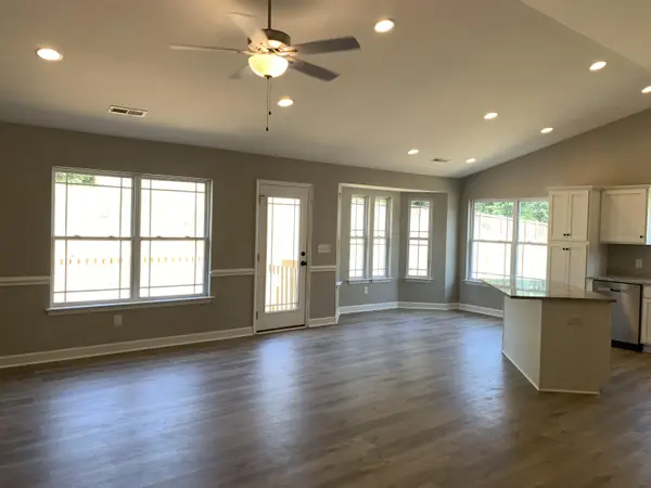 129 Topaz LN, Gaffney, SC 29341