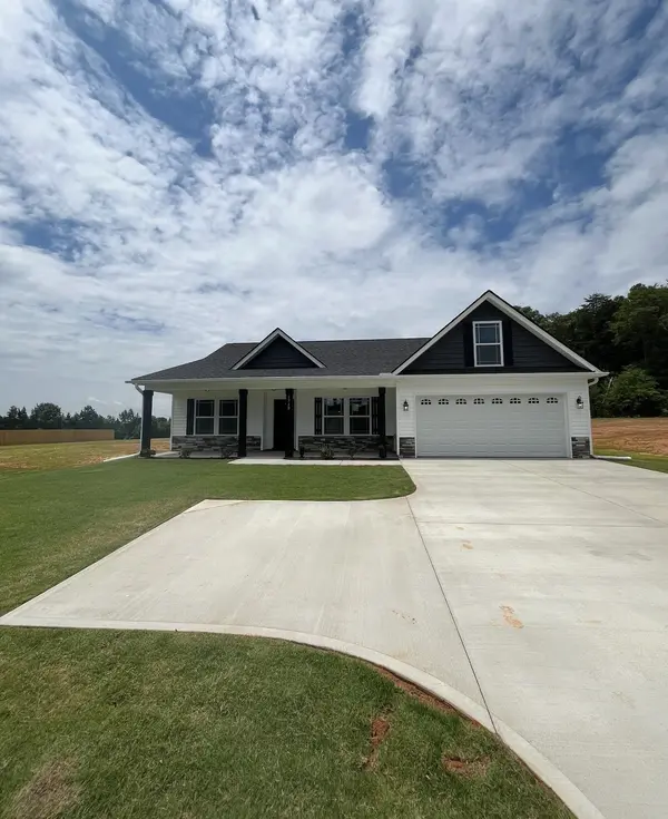 1730 Melvin Hill Road, Columbus, NC 28722