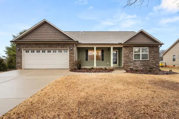 305 Bent River DR, Inman, SC 29349