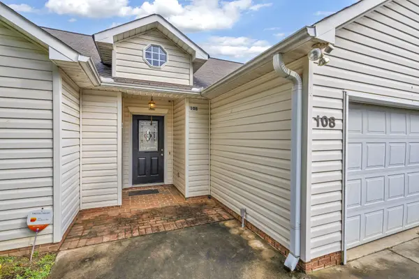 108 Chris LN, Boiling Springs, SC 29316