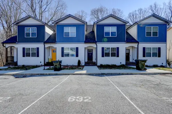 632 Forest Creek CIR, Greer, SC 29651