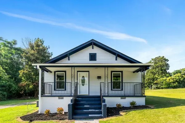 108 Woodrow ST, Union, SC 29379