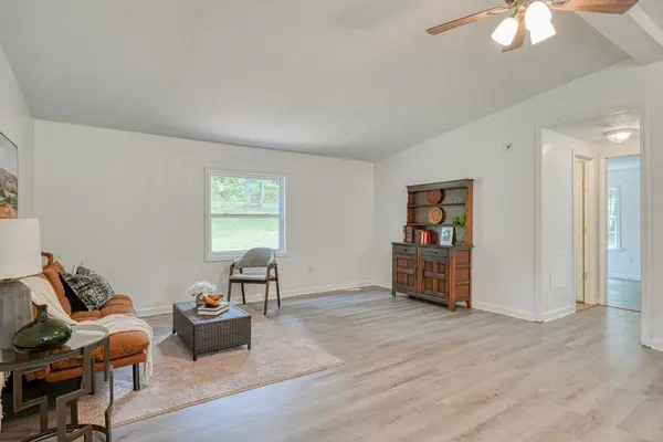 110 Parsons RD, Woodruff, SC 29388