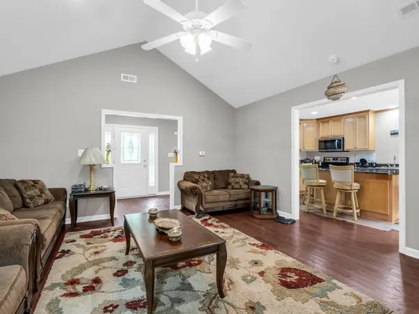 143 Hillcrest Dr, Gaffney, SC 29340
