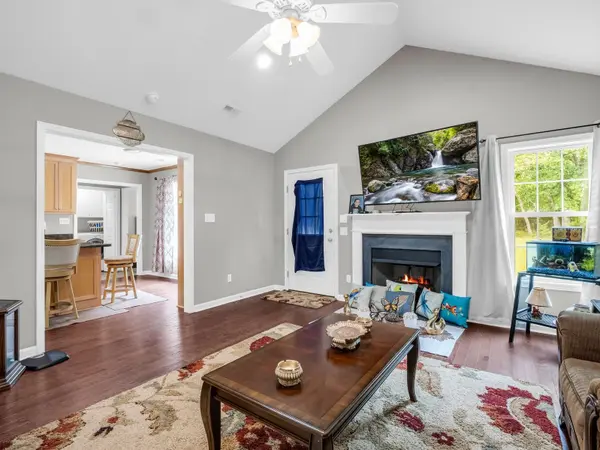 143 Hillcrest Dr, Gaffney, SC 29340