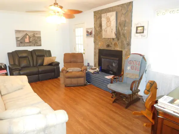 207 Eastbrook Road RD, Gaffney, SC 29340