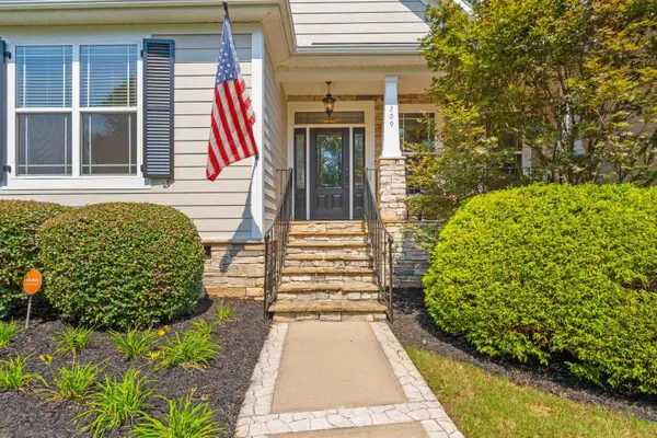 209 Watkins Farm DR, Greer, SC 29651