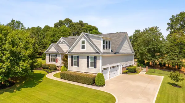 209 Watkins Farm DR, Greer, SC 29651
