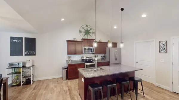 345 Ben Johnson RD, Inman, SC 29349