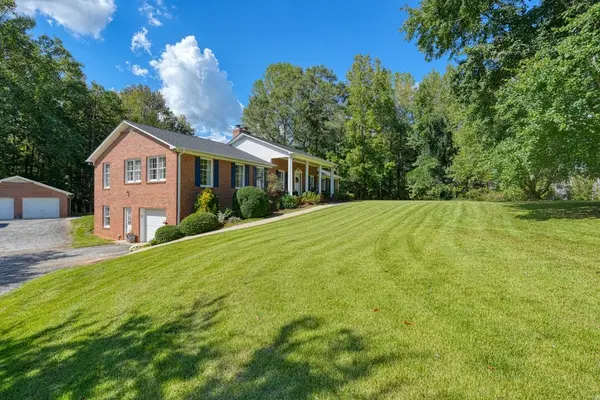 145 Anderson DR, Roebuck, SC 29376