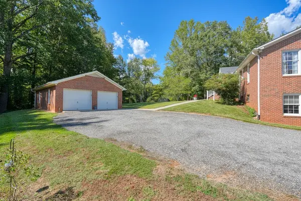 145 Anderson DR, Roebuck, SC 29376