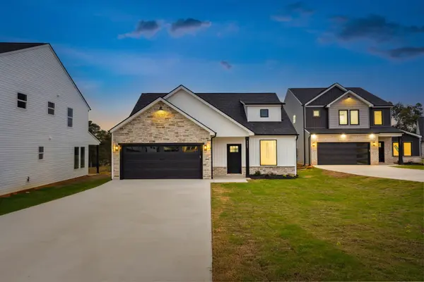 2027 Meadow Glen CT, Chesnee, SC 29323