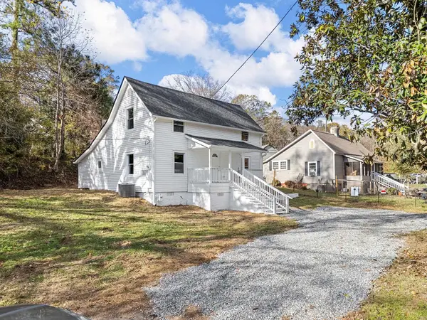 401 Parker RD, Enoree, SC 29335