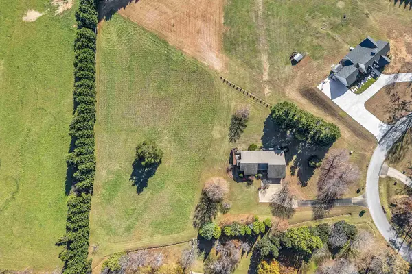 210 Earles Fort RD, Landrum, SC 29356