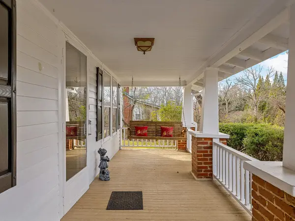 201 W Coleman ST, Landrum, SC 29356