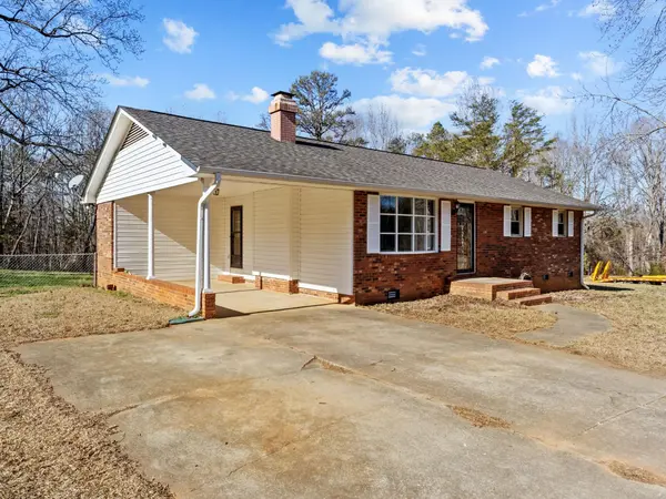 116 Kelli Ct, Pacolet, SC 29372