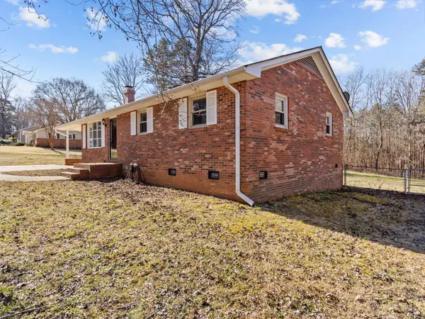 116 Kelli Ct, Pacolet, SC 29372