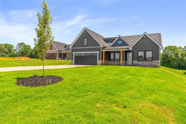 2010 Meadow Glen CT, Chesnee, SC 29323